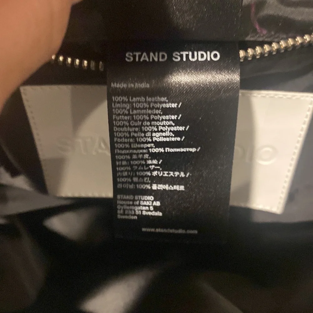STAUD STUDIO Assante puffy black bag - Picture 6 of 9